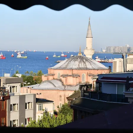 Modena * Κωνσταντινούπολη