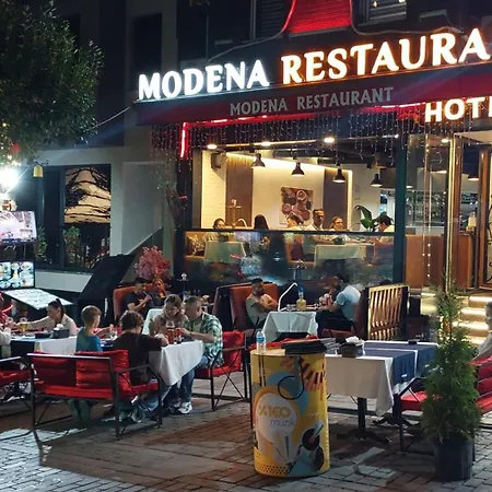 Δωμάτια σε οικογενειακή κατοικία Modena *