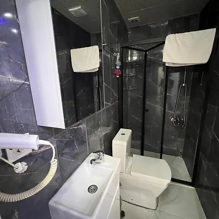 Modena Κωνσταντινούπολη